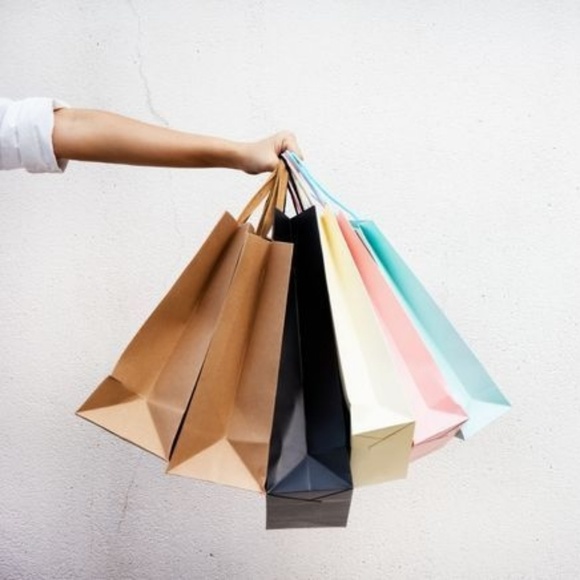 Meet your Posher, Anastasia - Picture 1 of 1